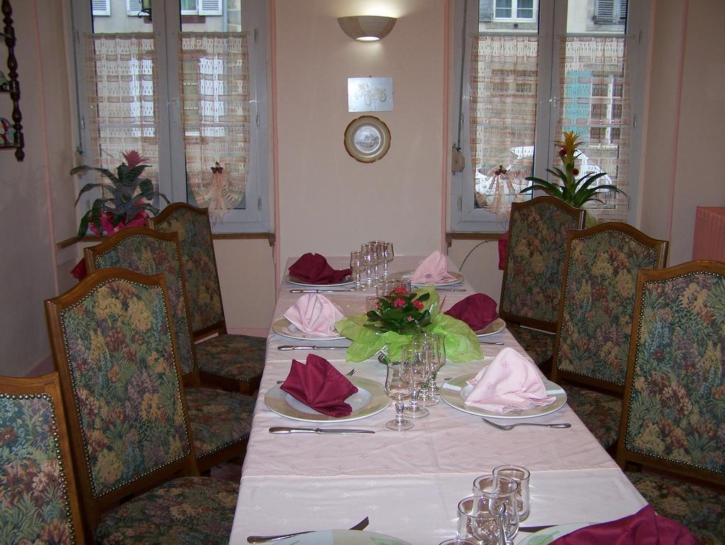 Hotel Ronsin Fresnay-sur-Sarthe Εξωτερικό φωτογραφία