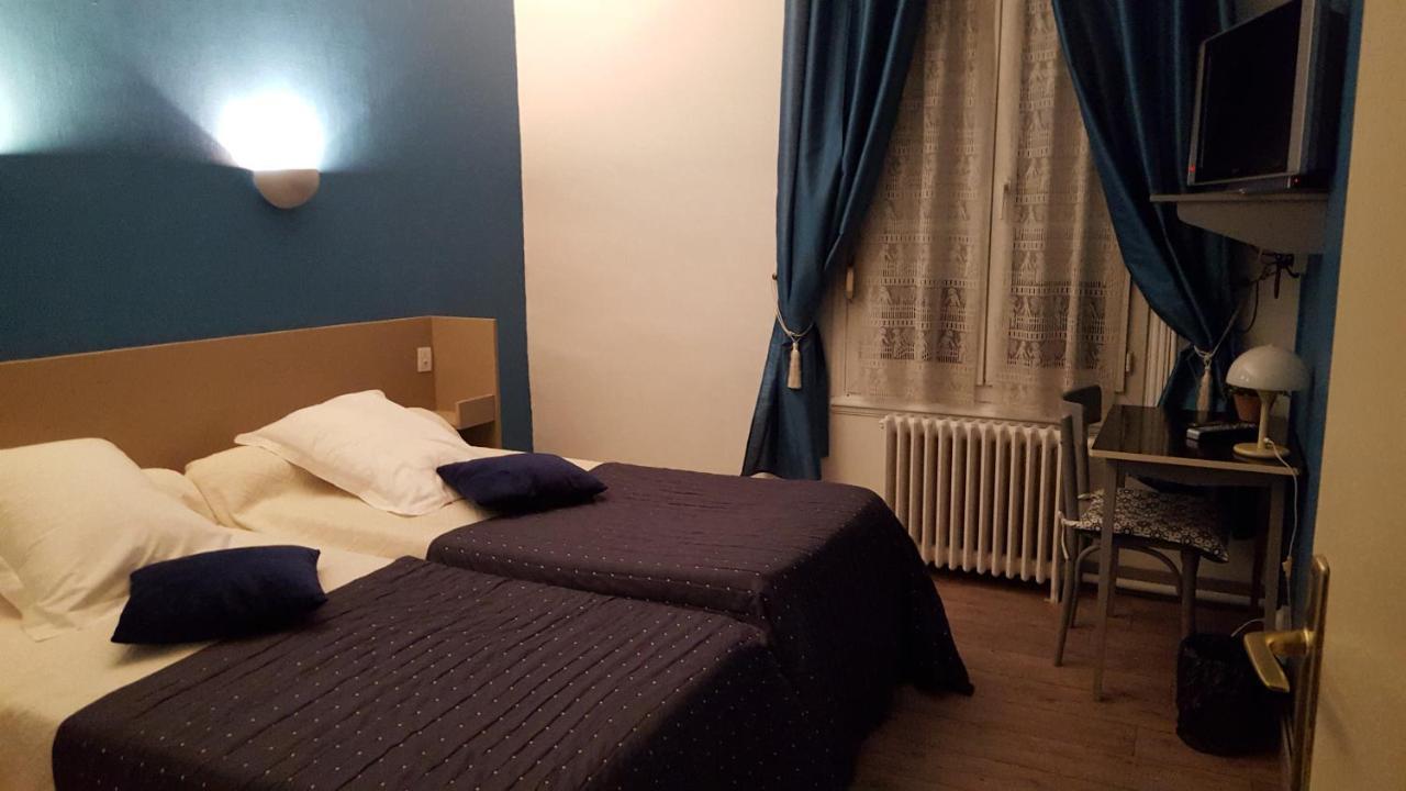 Hotel Ronsin Fresnay-sur-Sarthe Εξωτερικό φωτογραφία